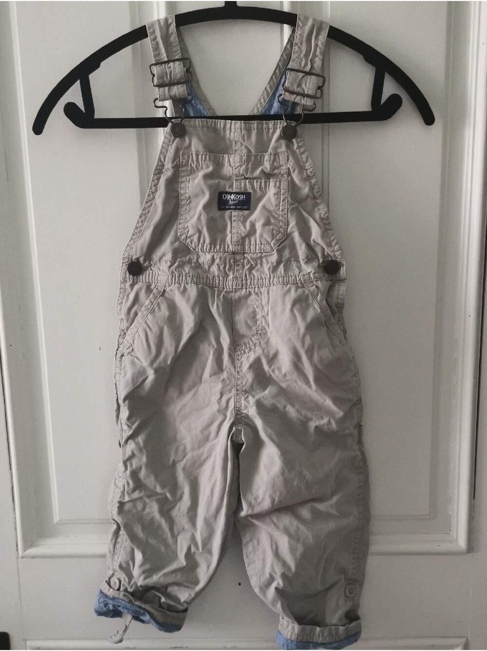 OshKosh B'Gosh Toddler UnisexTan with Train Stripes. 100% Cotton. Size 3T
